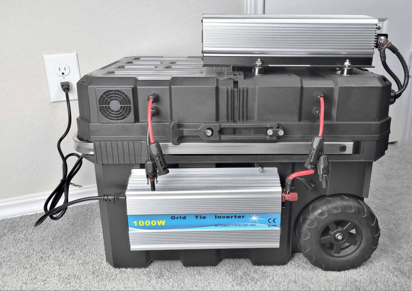 Sunshine Supercharger 4,000W solar generator with plug-and-play system for home and outdoor power solutions.