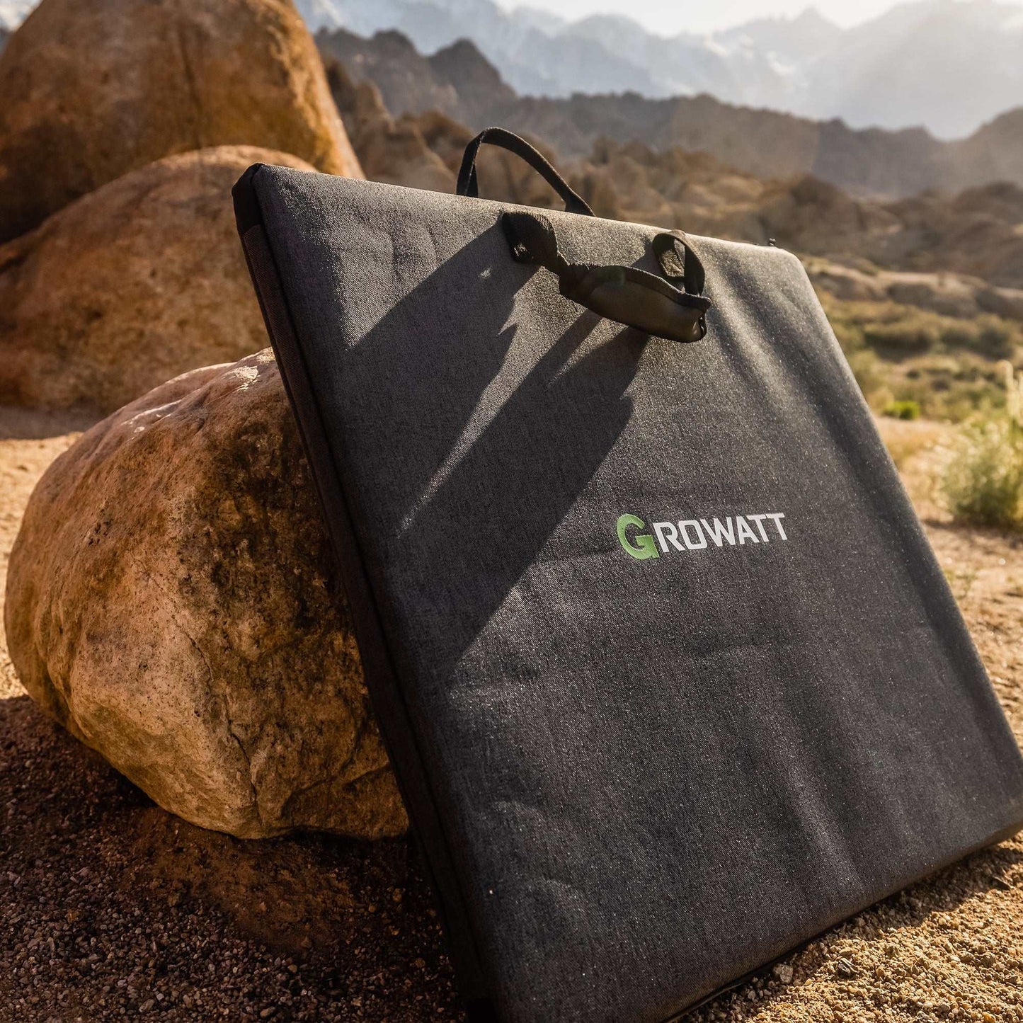 Introducing the Sunbathing Superstar: the GROWATT 100W Portable Solar Panel, a game-changer for outdoor enthusiasts and off-grid adventurers alike. This innovative s